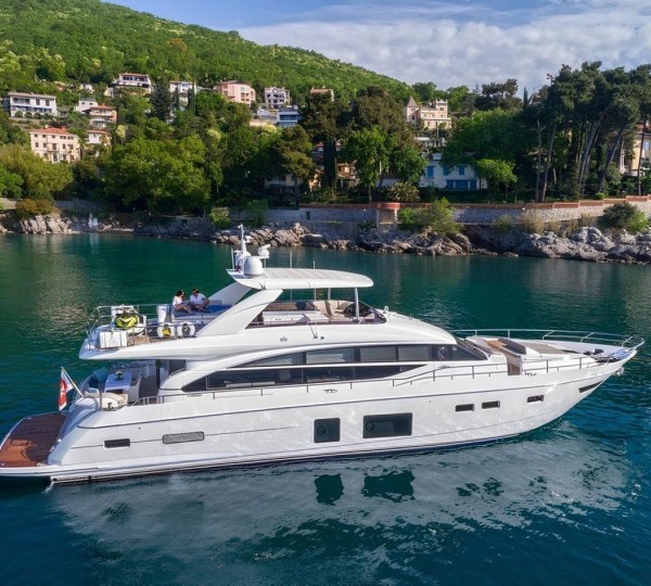 Superyacht Larimar II