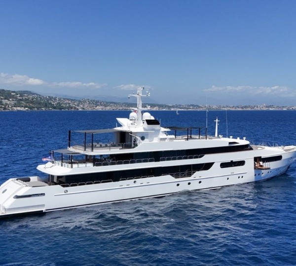 Superyacht MAGNA GRECIA