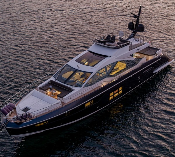 Luxury superyacht MANARA PRIMA