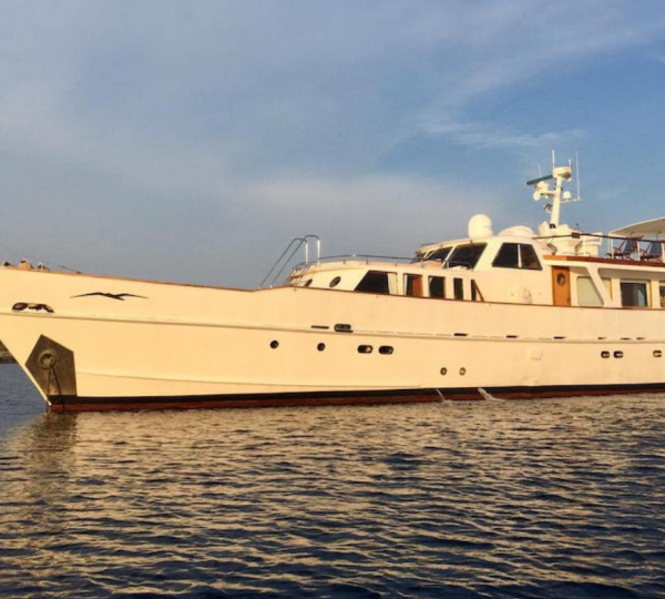 Superyacht NINA SPIRIT OF THE WIND