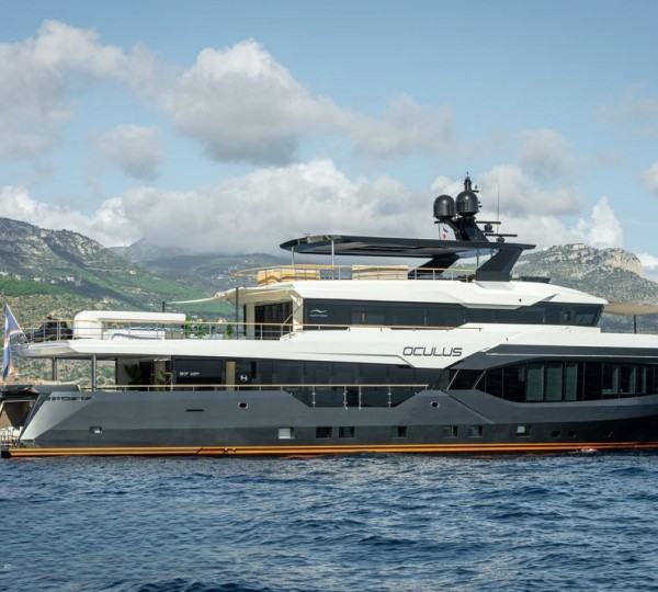 Superyacht OCULUS