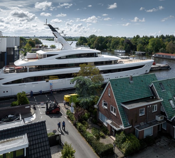 Superyacht PROJECT 822 With Mast Attached