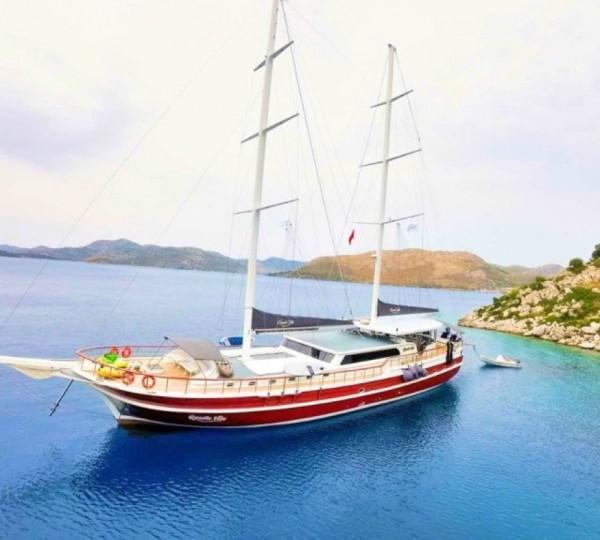 Superyacht QUESTA VITA