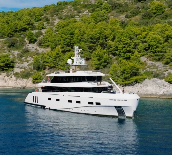 Superyacht RENATA
