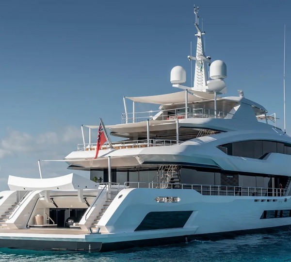 Superyacht SANTOSHA  - Photo © Heesen Yachts