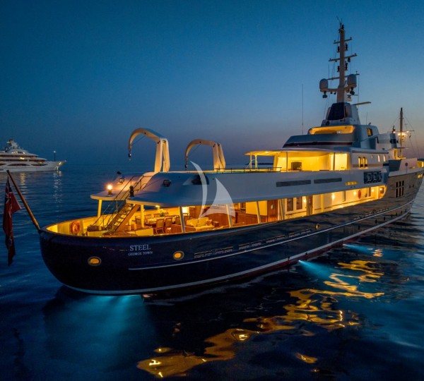 Superyacht STEEL