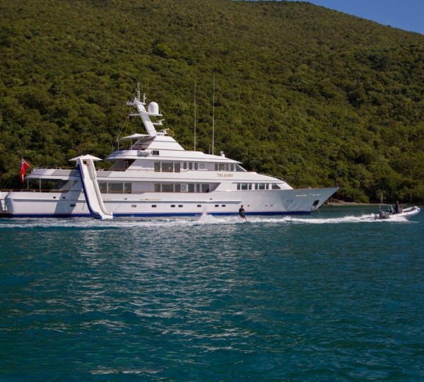 Superyacht TELEOST