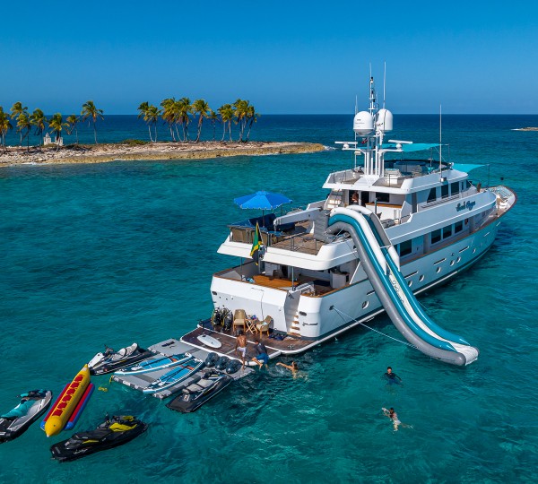 Sweet Escape With Water Toys