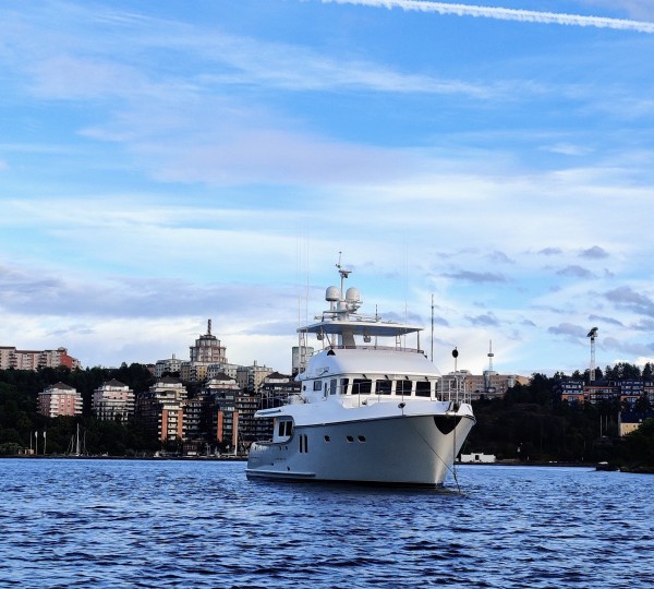 Sweet Hope Available For Charter Vacations