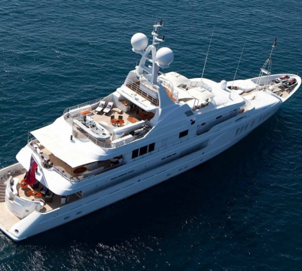 TALISMAN MAITON - Stern view