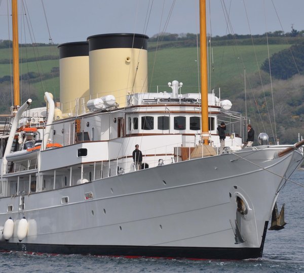 TALITHA Sails Into Pendennis Shipyard