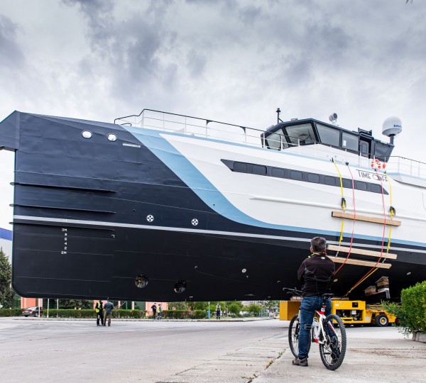 TIME OFF Yacht Support Built By Damen Yachting Launched