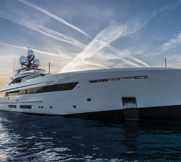 Tankoa Superyacht KINDA