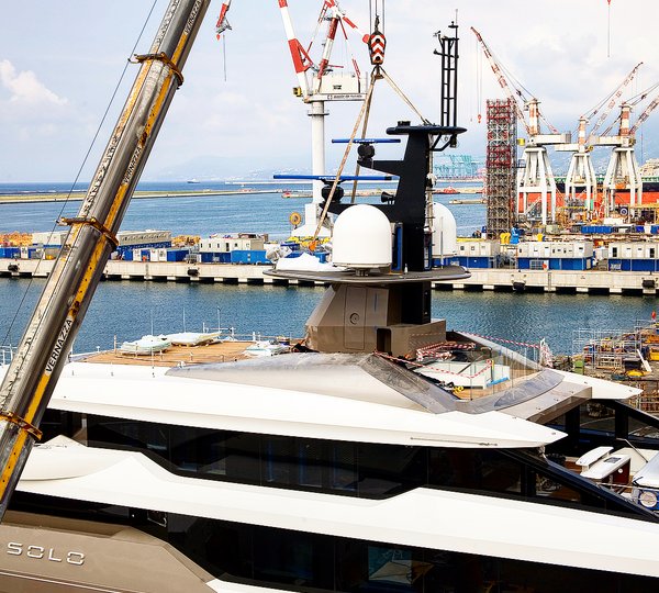 Tankoa Superyacht SOLO Mast Installation 