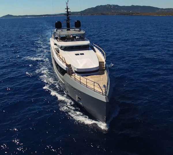 Motor yacht TREMENDA