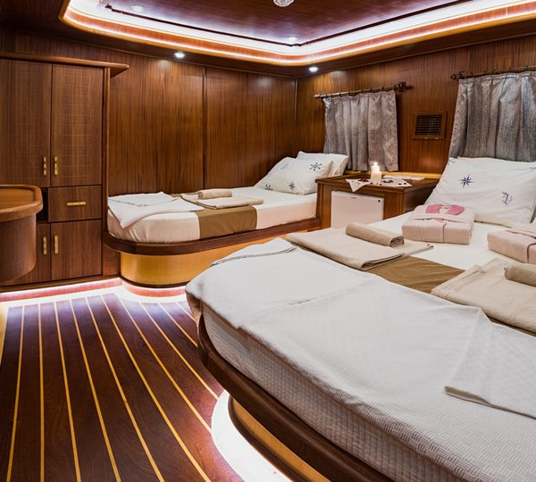 Triple Cabin