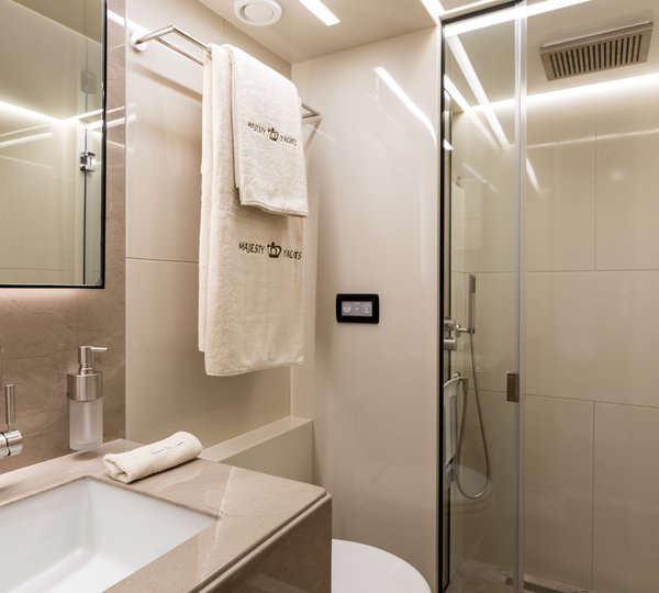 Twin Guest En Suite