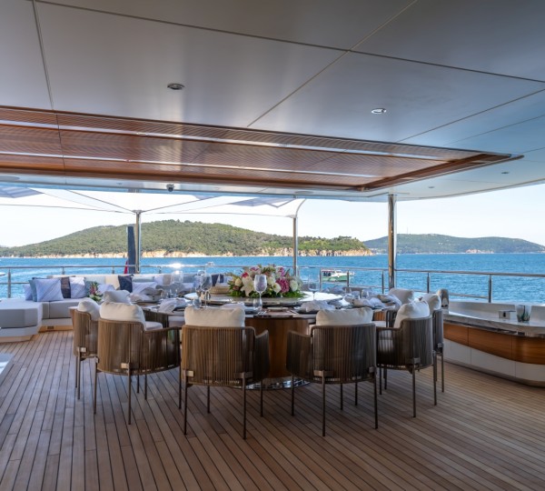 Upper Deck Exterior Dining