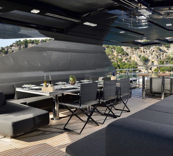 Upper Deck Dining And Bar