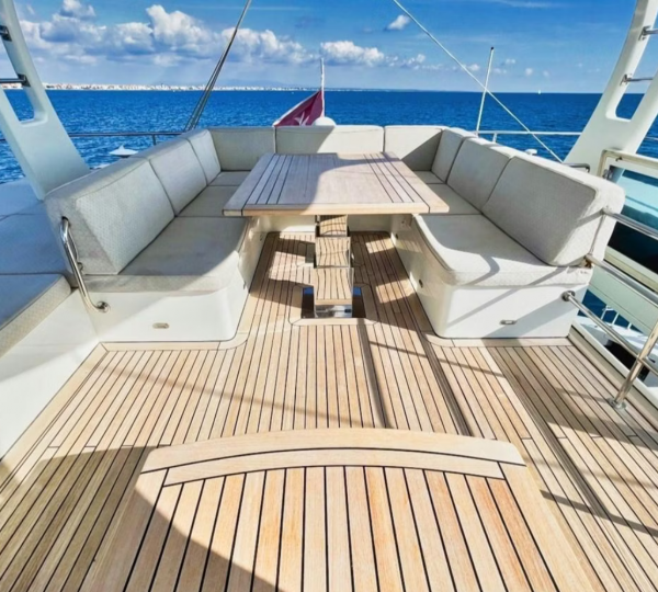 Upperdeck Dining Area