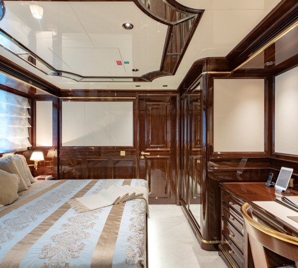 VIP - Lower Deck Portside