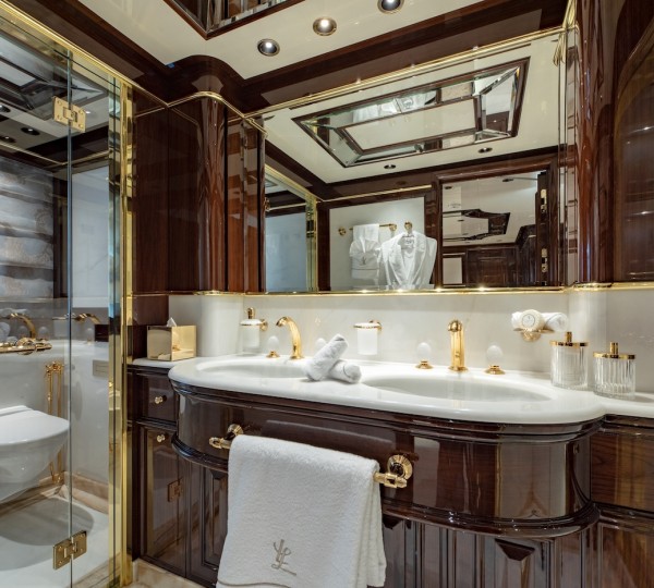 VIP Cabin  Ensuite- Lower Deck Starboard