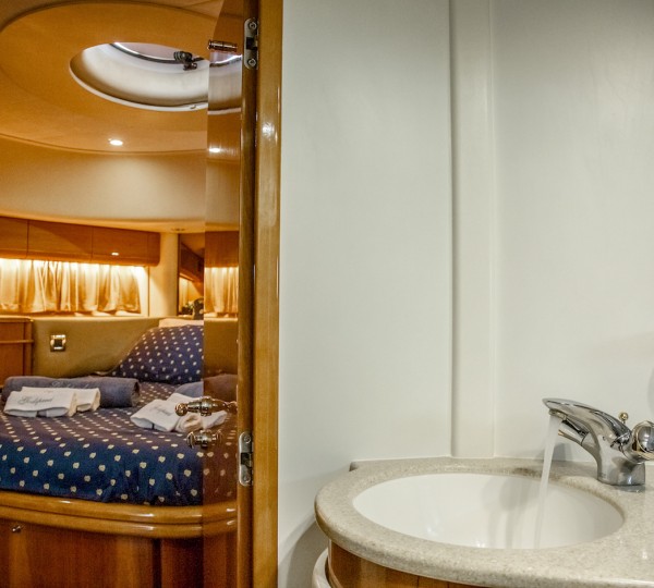 VIP Cabin And Bathroom Detail
