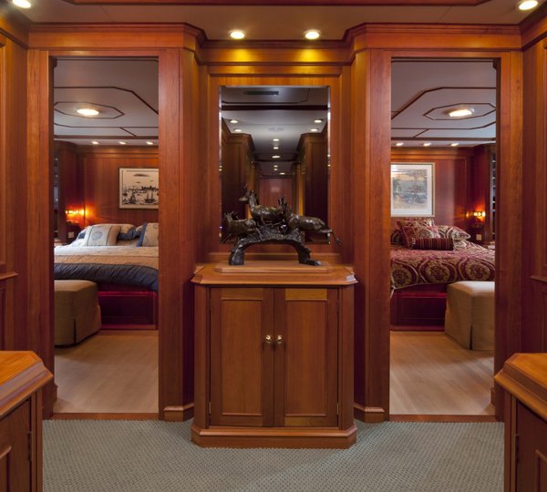Vripack Yacht Pioneer Interior