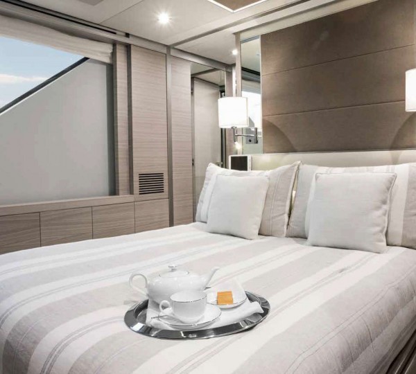 WILDCAT Interior - Double Cabin