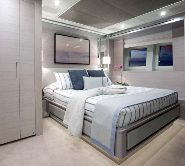 WILDCAT Interior - Double Cabin