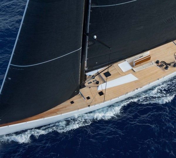 WALLY 101 Sistership