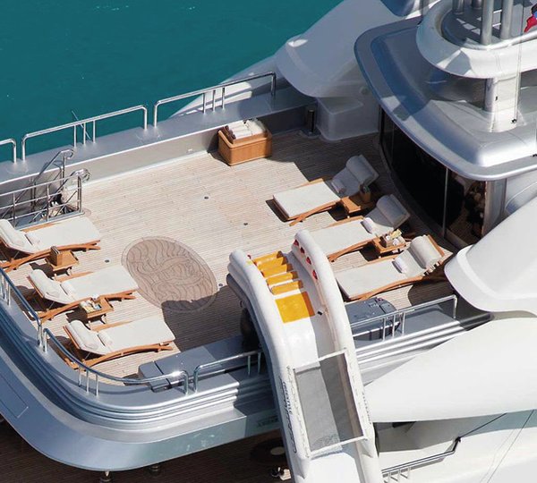 DRIFTWOOD - VIP Separable Into Two Suites – Luxury Yacht Browser