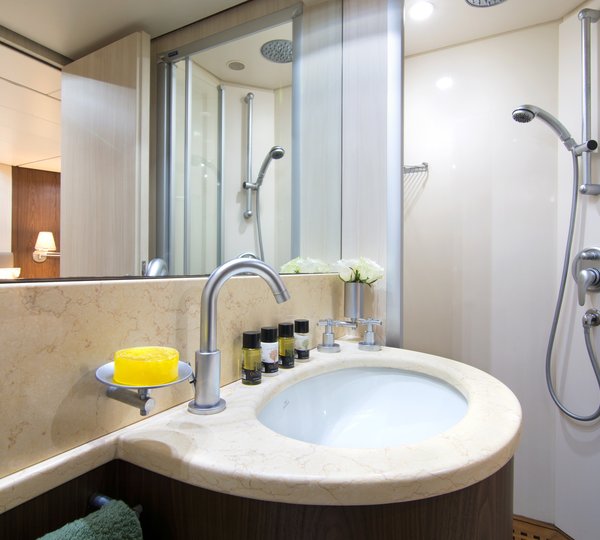 Yacht ACIONNA By San Lorenzo - 10