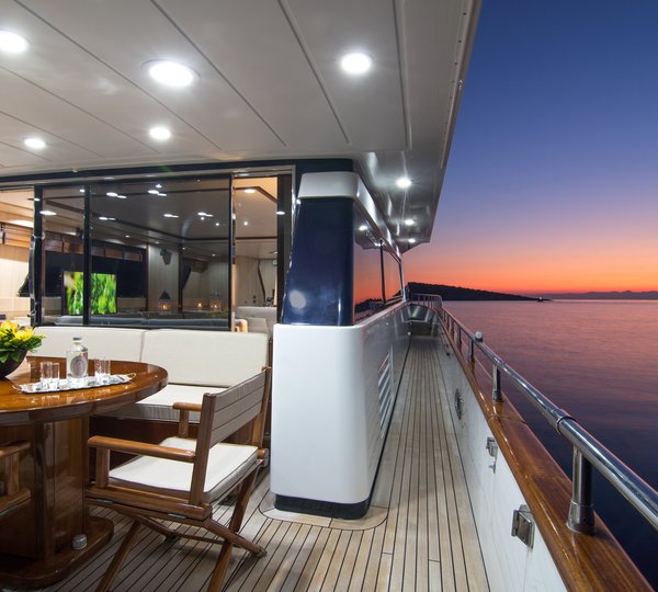 Yacht ACIONNA By San Lorenzo - 13