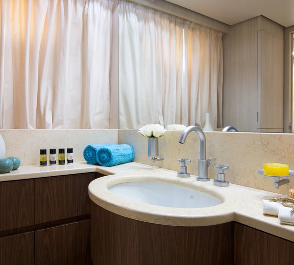 Yacht ACIONNA By San Lorenzo - 8