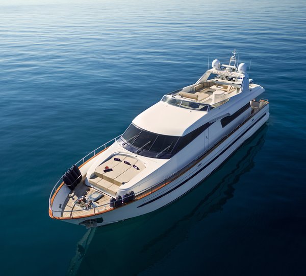 Yacht ACIONNA By San Lorenzo - Anchor