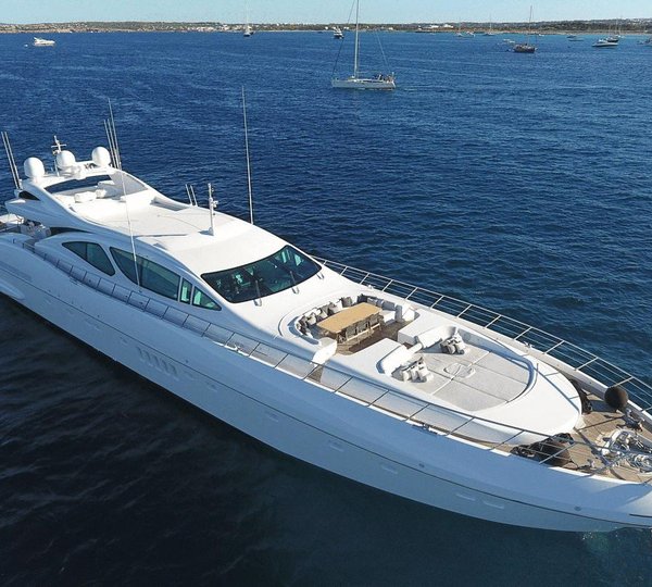 fastest yachts Yacht BEACHOUSE