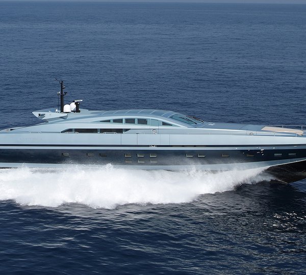 Yacht BLUE PRINCESS STAR By Baglietto - Underway  