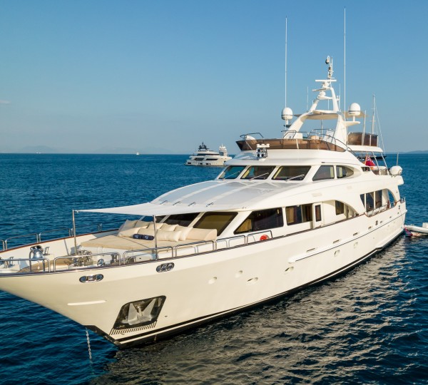 Yacht Endless Summer