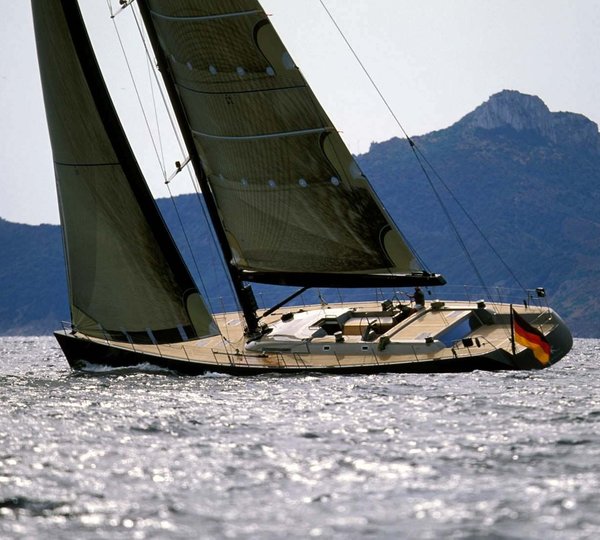 Yacht GALMA