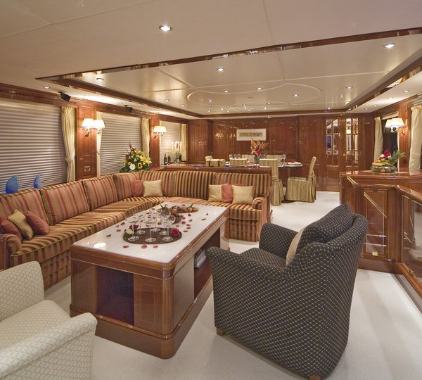 Yacht NANOU By Benetti - Salon