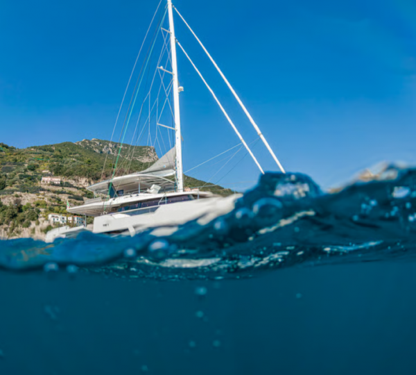 Yacht Preview From Underwater
