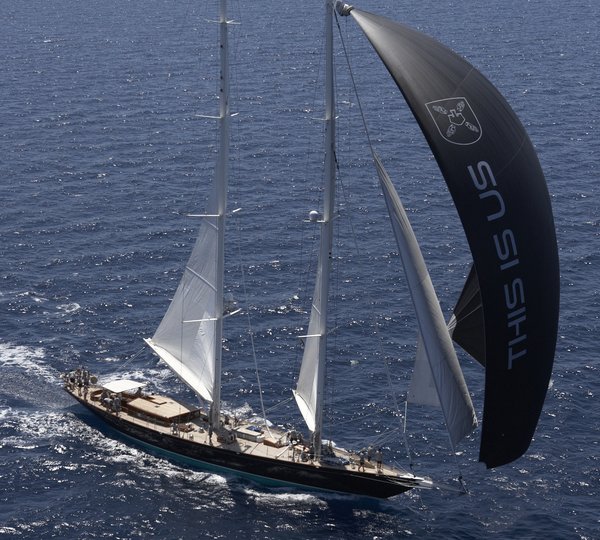 Yacht THIS IS US - Under Full Sail With Spinaker