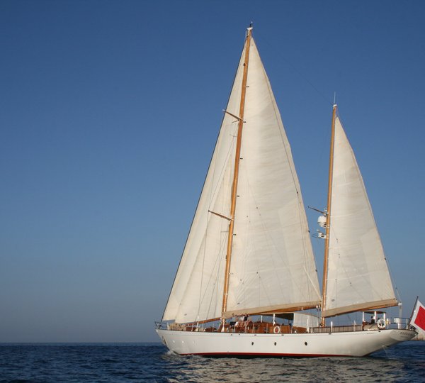 Yacht TIZIANA By Abeking & Rasmussen & Sparkman & Stephens - Sailing