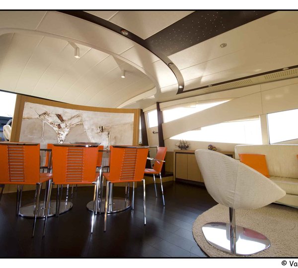 27m Pershing 90 Maximo (ex Zeus)