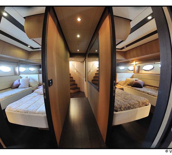 27m Pershing 90 Maximo (ex Zeus)