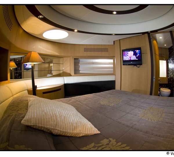 27m Pershing 90 Maximo (ex Zeus)