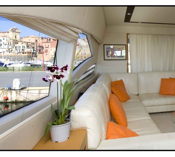 27m Pershing 90 Maximo (ex Zeus)