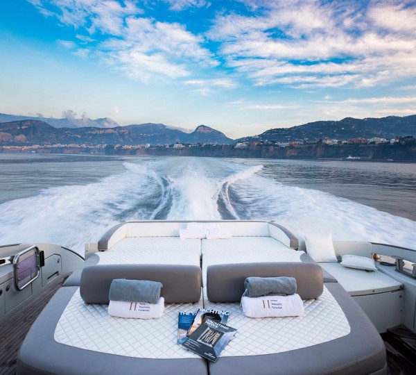 ZEUS Exterior - Aft Deck Sun Pads