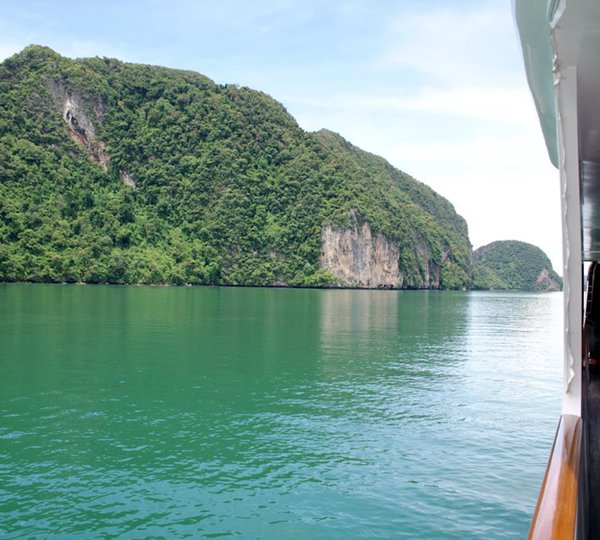 Great Views of the Best Yachting Destinations in Asia